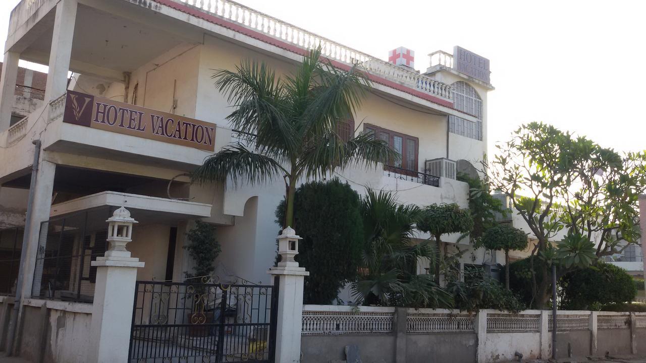 Hotel Vacation Τζαϊπούρ Εξωτερικό φωτογραφία